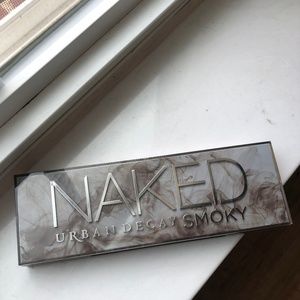 Urban Decay Naked Smokey